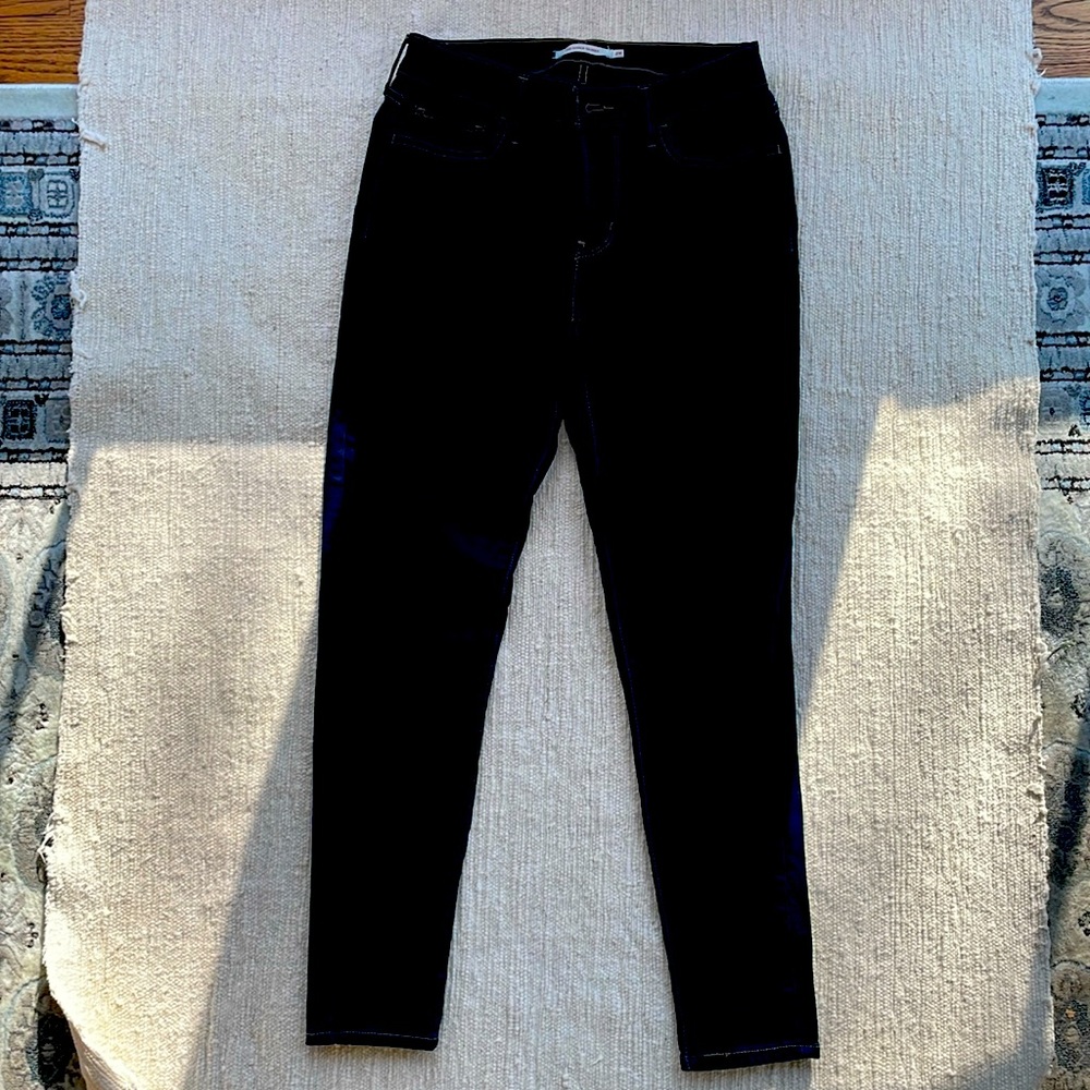 Levi's 710 Super Skinny Jeans